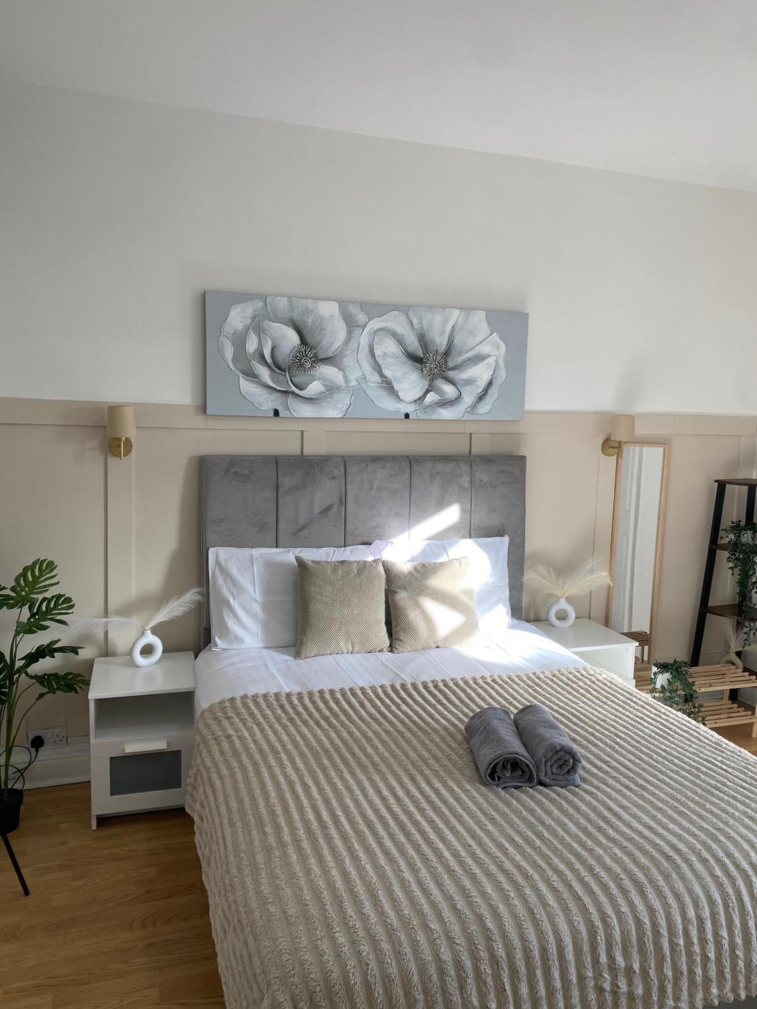 Modern Townhouse-Free Parking-Games Room-Fast W-Ifi Манчестер Экстерьер фото
